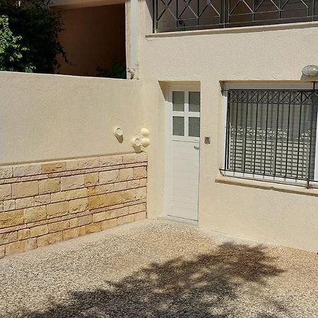 Honeybee 1 - Sunny Studio In The Center Of Rafina Rafína Exterior foto